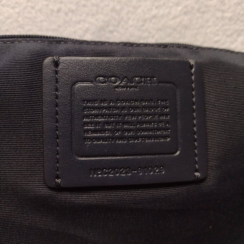 Coach Chelsea Hobo Bag in Navy Pebbled Leather High Quality Purse - Picture 7 of 11